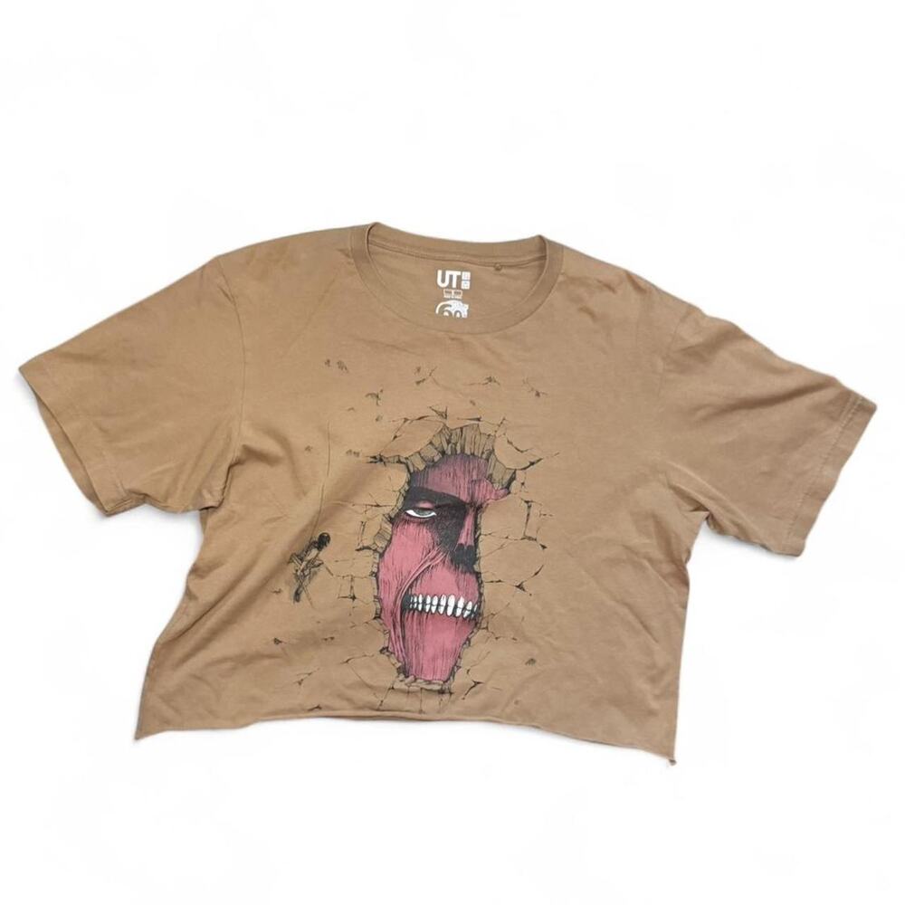 UNIQLO x UT Collection Archive Attack on Titan Anime Graphic T-Shirt — SMALL